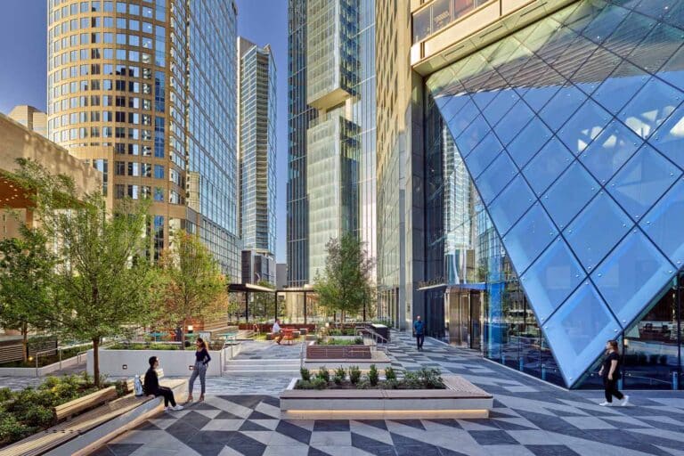 Exterior of JPMorgan Chase Tower in Houston